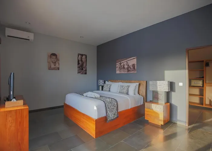 Uwu Villa